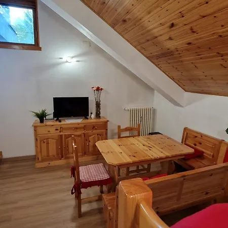 Vicino Impianti - Aquila Reale Apartment